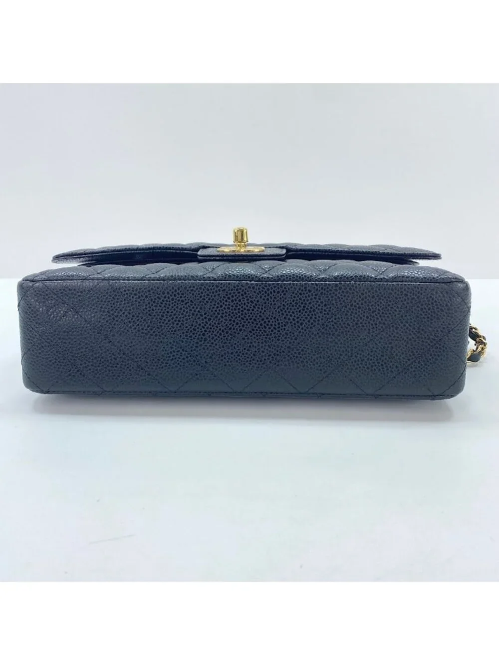 Chanel Handbag Quilted 25